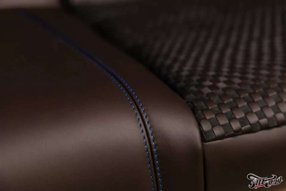 Перетяжка сидений Recaro для Honda Accord 7 в кожу и алькантару с плетением в стиле Bottega Veneta!